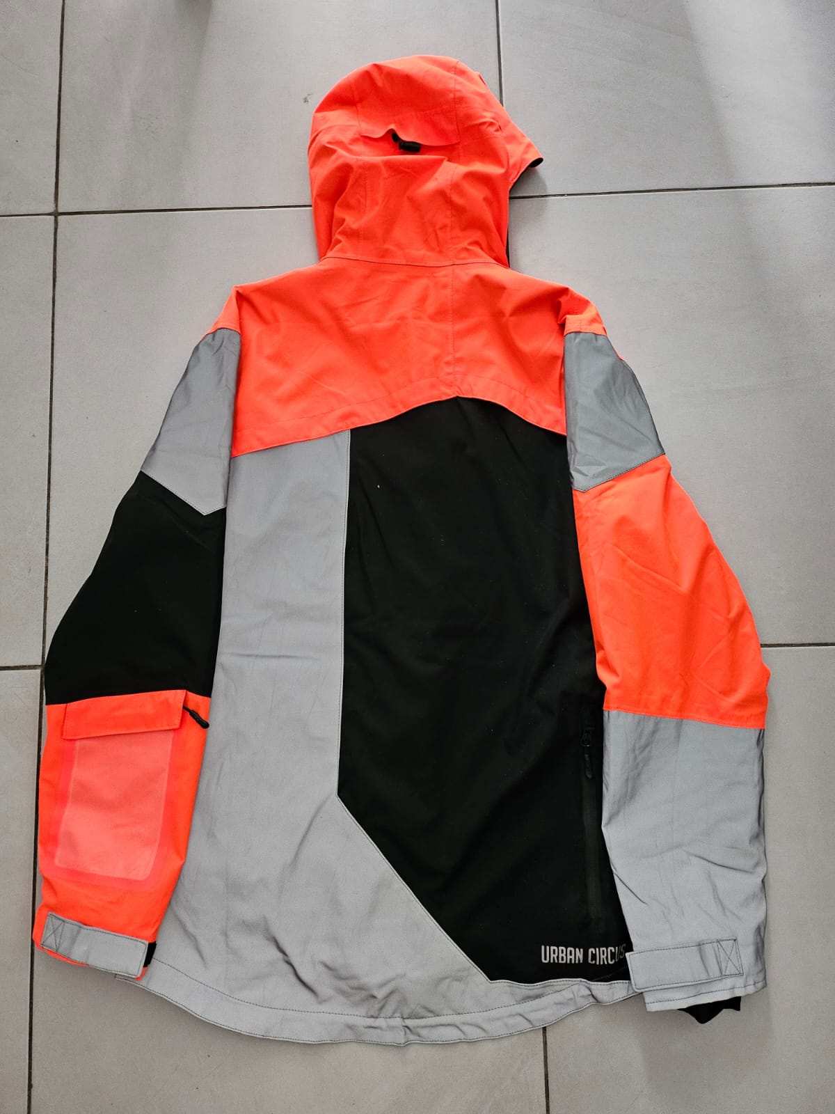 VESTE RÉFLÉCHISSANTE & RÉVERSIBLE POP