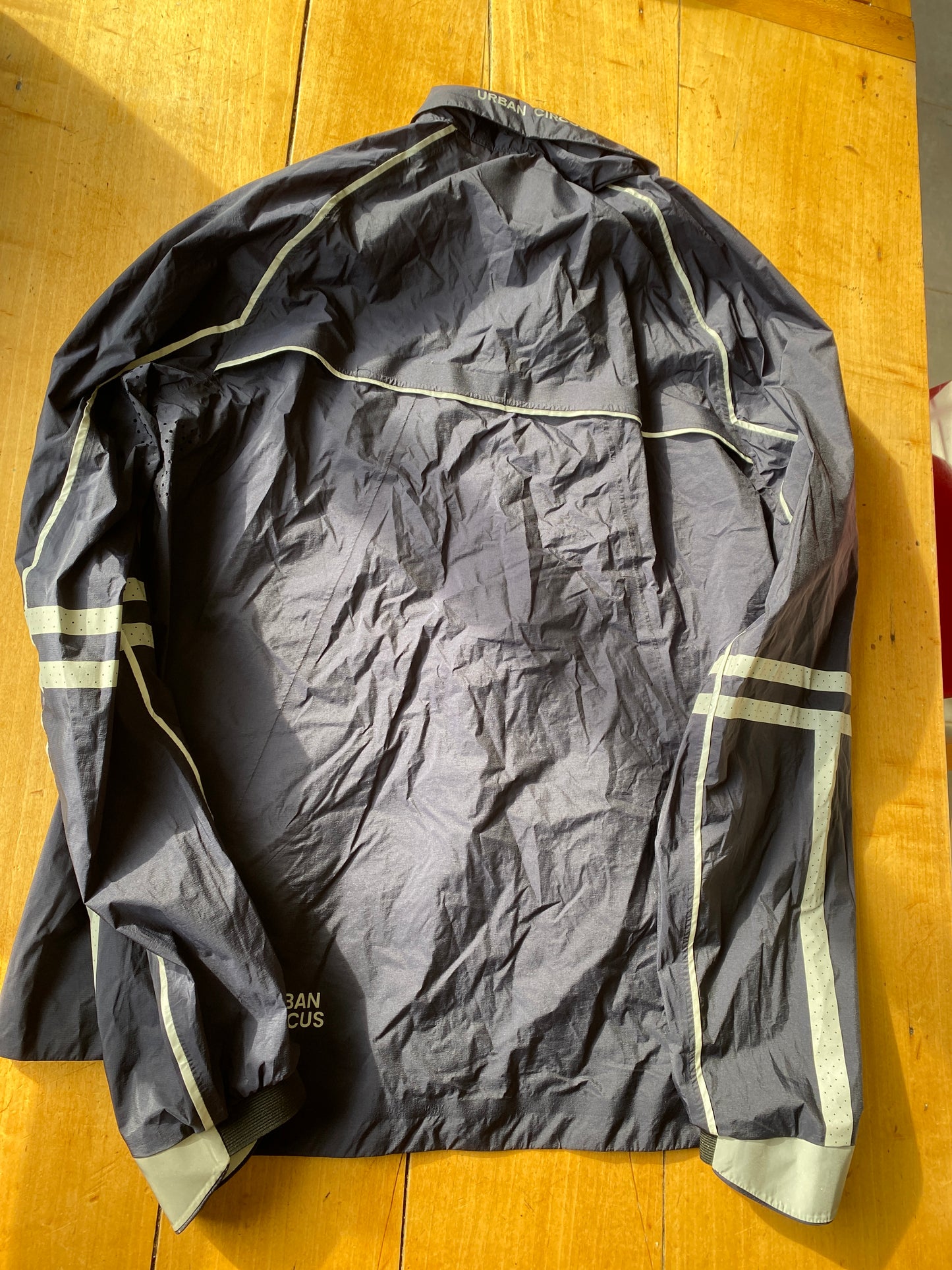Ultraleichte Jacke