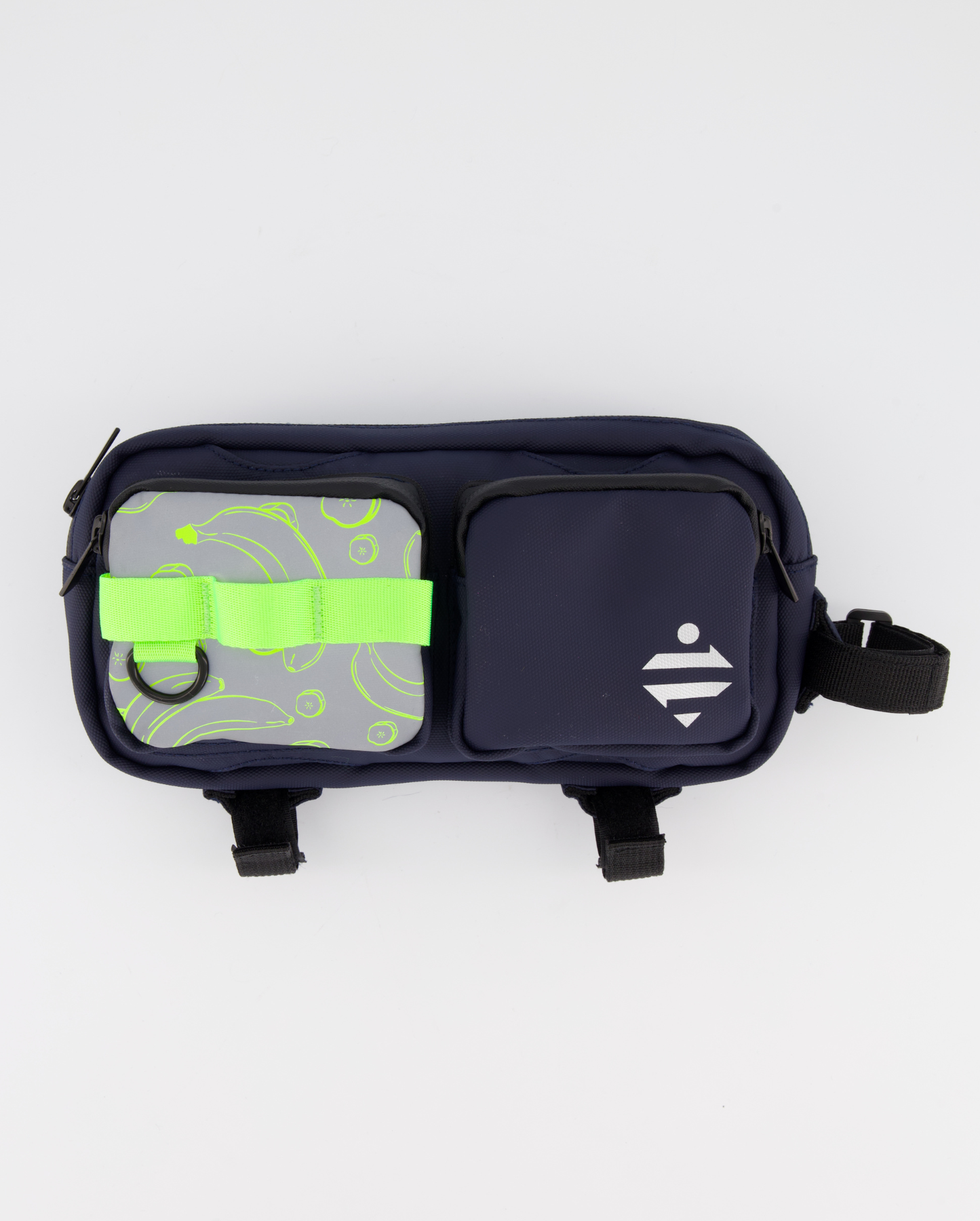 sacoche cadre vélo polyvalent sac banane vue de face. Bleue marine aux motifs et détails jaune fluo