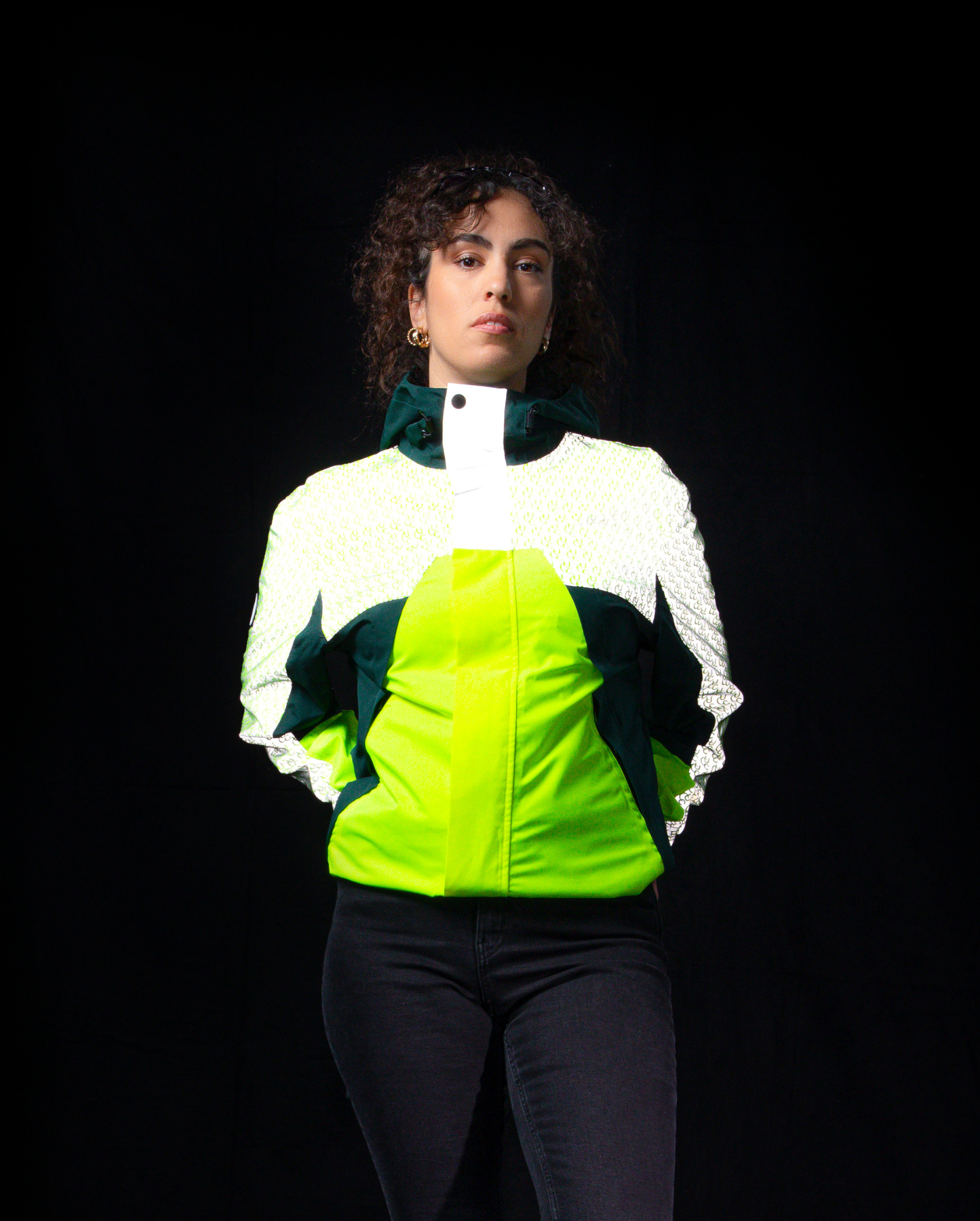 veste technique réfléchissante et imperméable femme