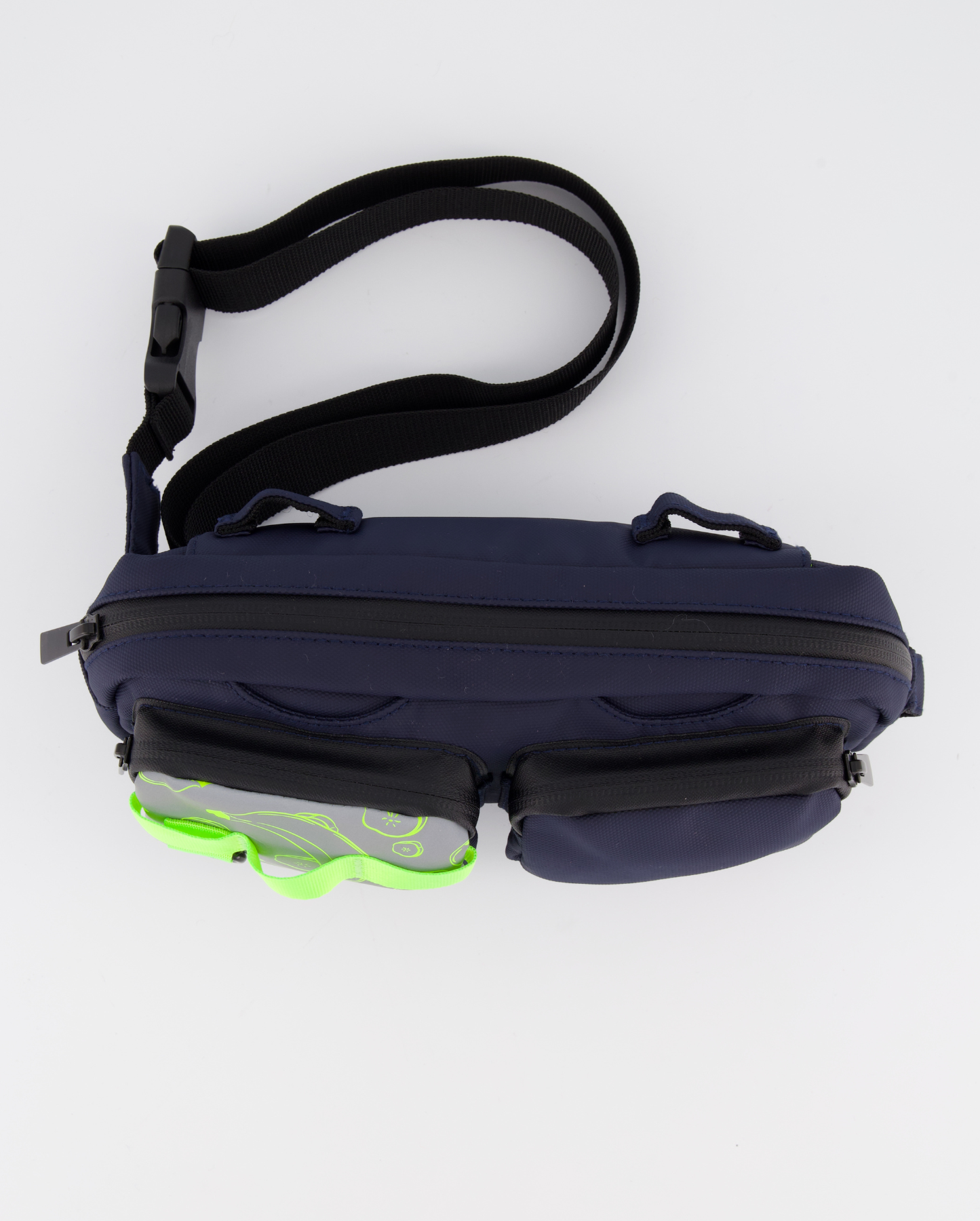 vue de haut sacoche banane avec ceinture ajustable et zips imperméables