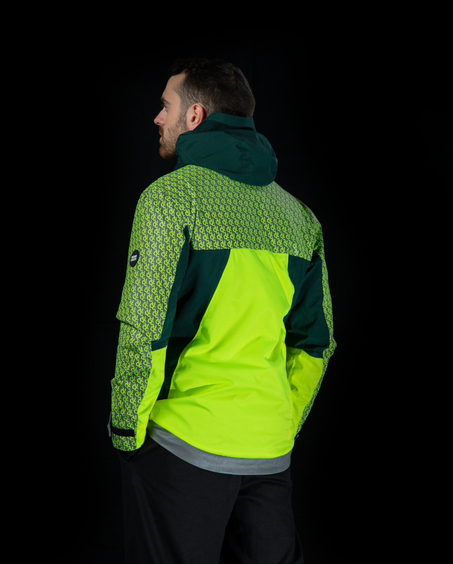 veste continental urban circus détectable par les IA
