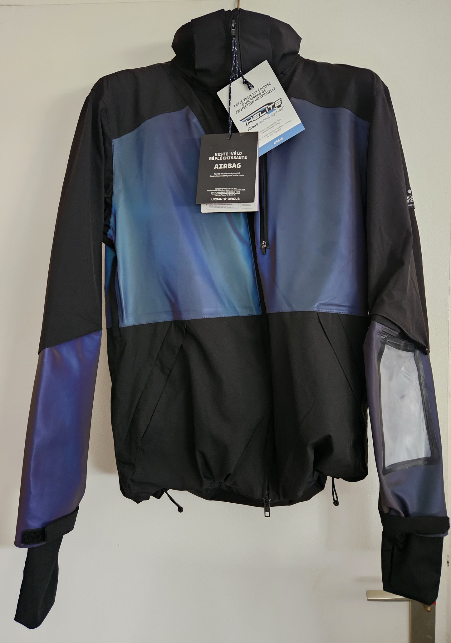 CIRRUS REFLECTIVE AIRBAG JACKET