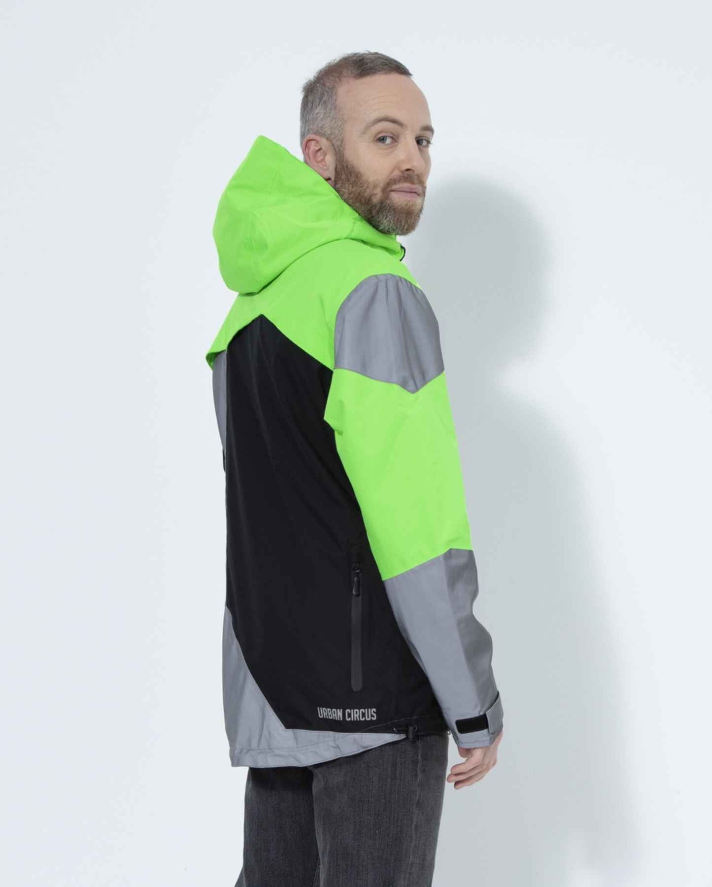 veste pop verte par urban circus